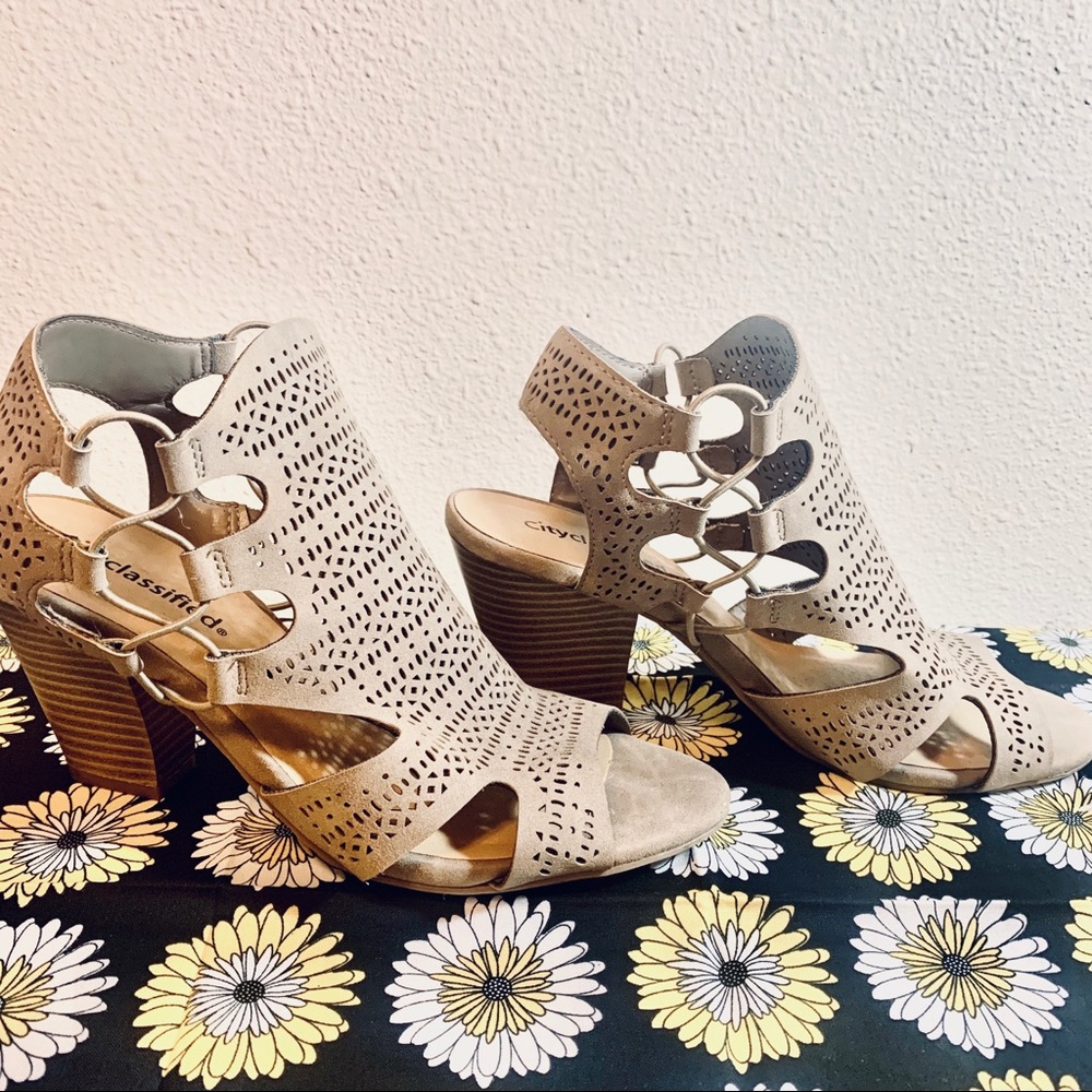 CityClassified laser cut out stacked heel bootie